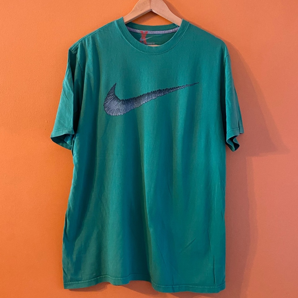 Nike Green Graphic Tee